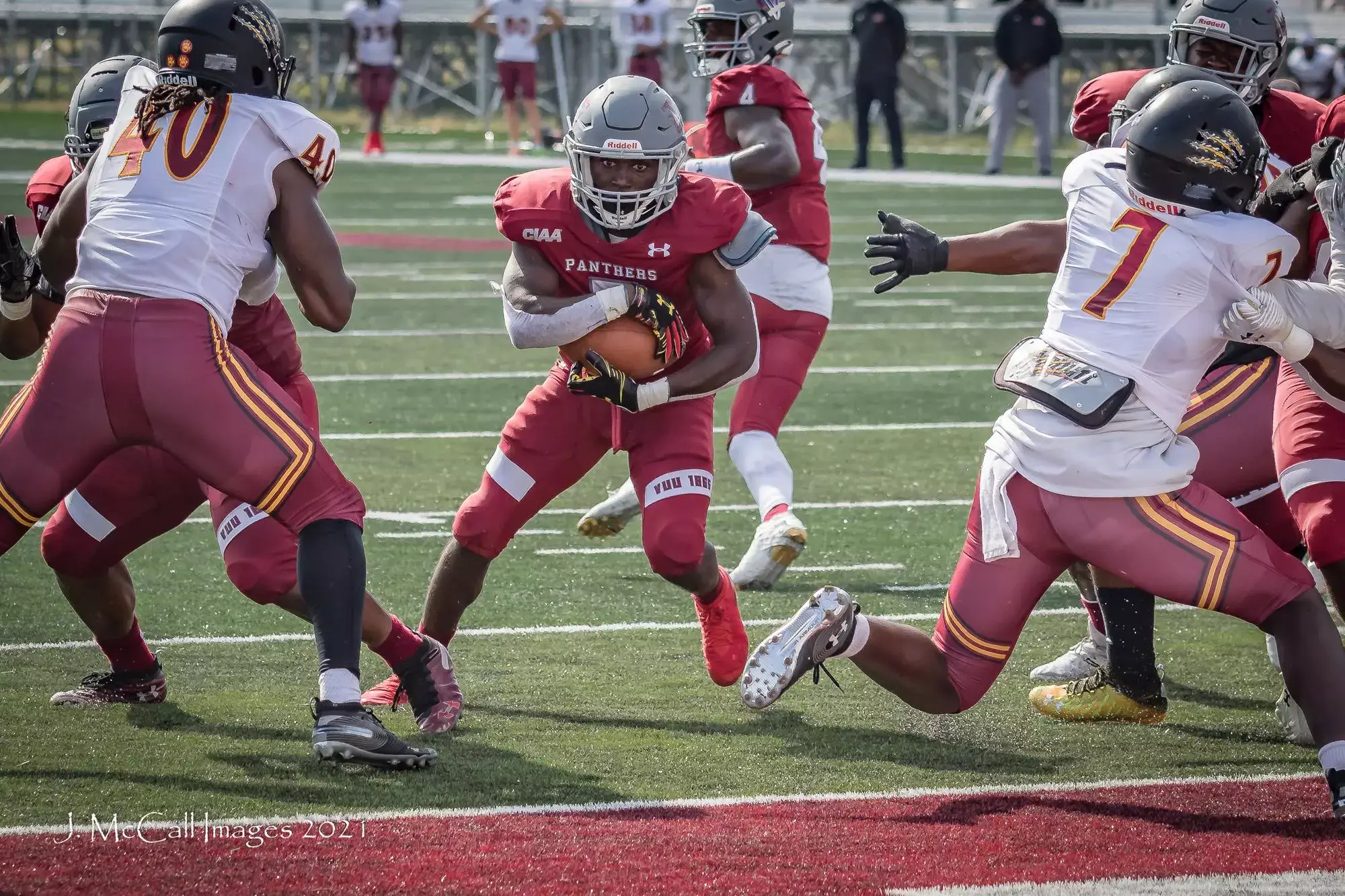 HBCU Running Back Jada Byers Explodes for Historic 300+ Yard, 6 TD Performance