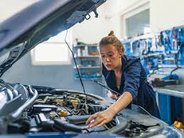 Empowering Women to Navigate Car Repairs with Confidence